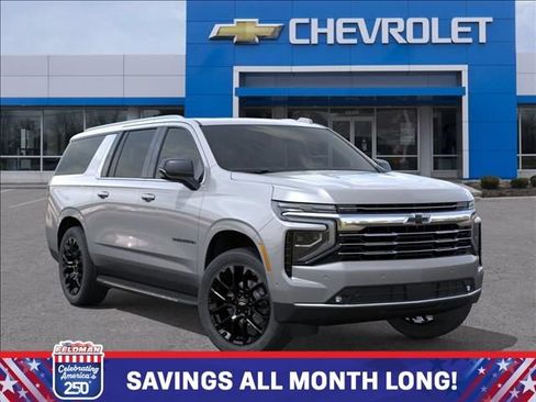 New 2026 Chevrolet Suburban LT w/ Comfort Package AWD/4WD image 7