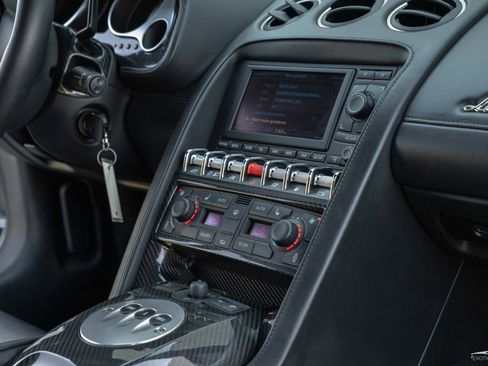 Used 2010 Lamborghini Gallardo LP 560-4 image 9