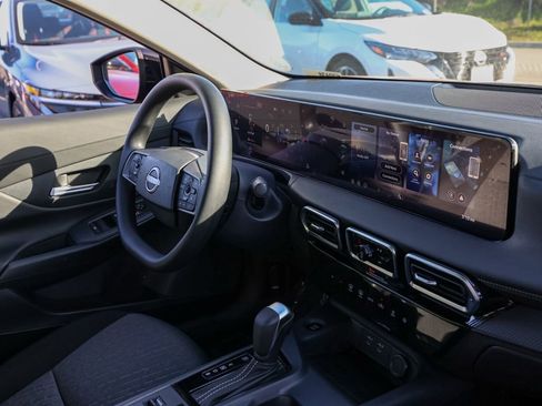 New 2026 Nissan Sentra SV image 19