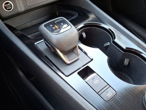 Certified 2023 Nissan Rogue S image 16