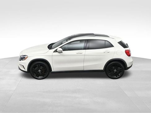 Used 2017 Mercedes-Benz GLA 250 GLA 250 image 44
