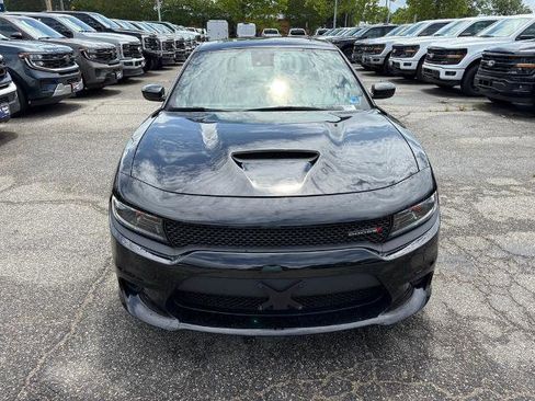 Used 2023 Dodge Charger R/T w/ Plus Group RWD image 2