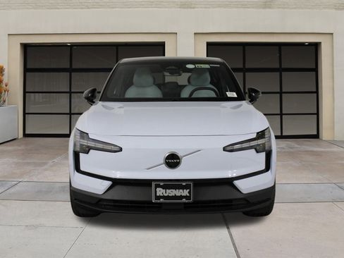 New 2026 Volvo EX30 Ultra image 2