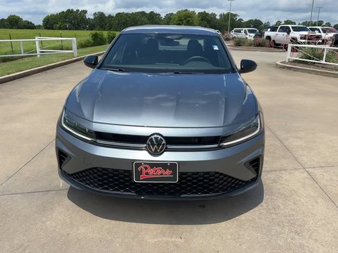 Used 2025 Volkswagen Jetta Sport FWD image 4