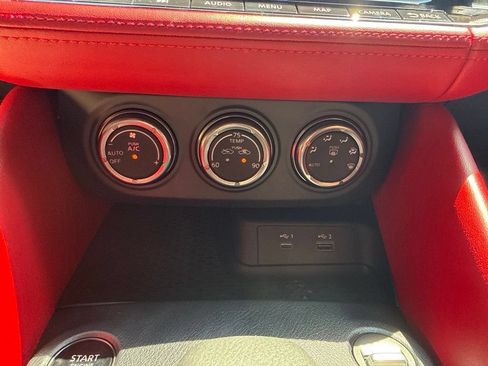 Used 2025 Nissan Z Performance w/ Floor Mat Package RWD image 20