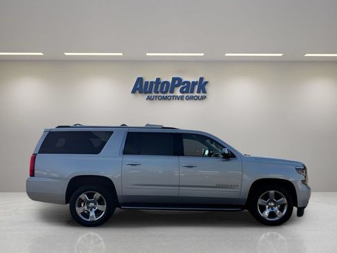 Used 2016 Chevrolet Suburban LTZ AWD/4WD image 9