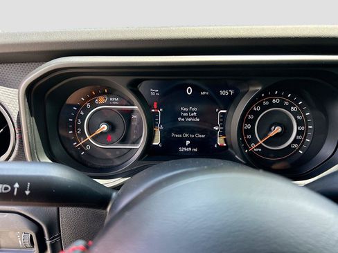 Used 2024 Jeep Wrangler Unlimited Rubicon AWD/4WD image 35
