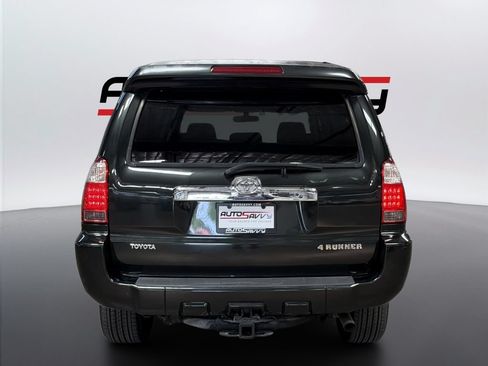 Used 2007 Toyota 4Runner SR5 AWD/4WD image 6