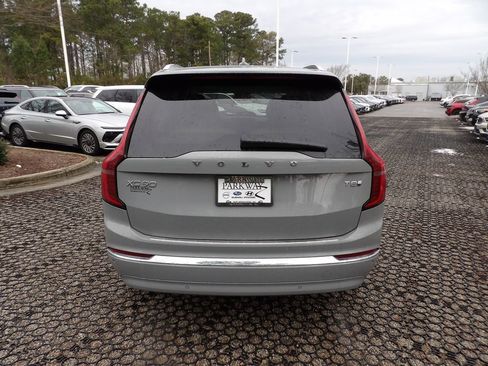 New 2026 Volvo XC90 T8 Ultra w/ Protection Package Premier AWD/4WD image 6