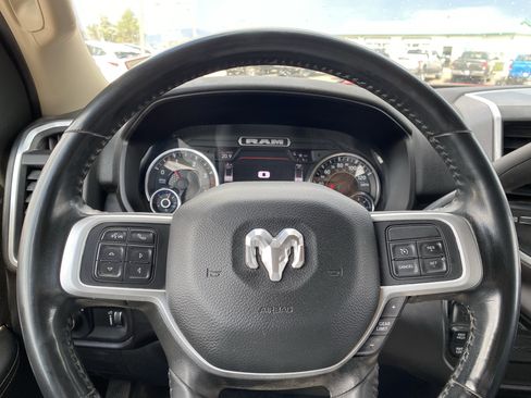 Used 2022 RAM 2500 Big Horn w/ Level A Equipment Group AWD/4WD image 15