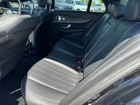 Used 2017 Mercedes-Benz E 300 4MATIC image 12