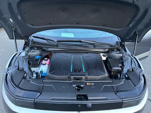 Used 2024 Hyundai Ioniq 5 Limited image 75