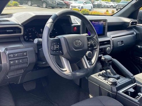 Used 2025 Toyota 4Runner TRD Off-Road AWD/4WD image 14