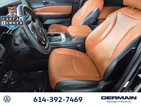 Used 2025 Kia Carnival SX FWD image 15