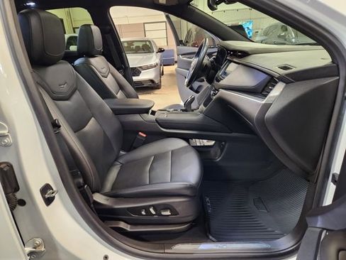 Used 2020 Cadillac XT5 Premium Luxury image 30