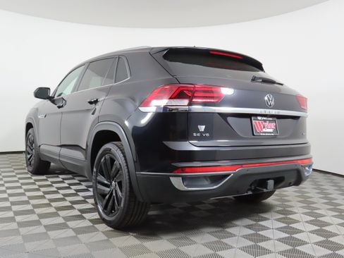 Used 2023 Volkswagen Atlas Cross Sport SE AWD/4WD image 38