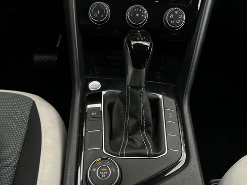 Used 2025 Volkswagen Taos S image 22