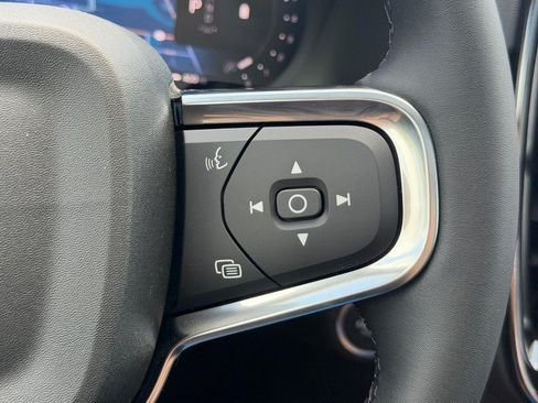 New 2026 Volvo XC40 B5 Plus w/ Protection Package Premier AWD/4WD image 11