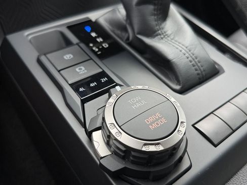 Certified 2025 Toyota Tacoma TRD Sport image 25