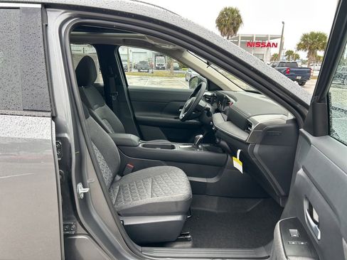 New 2026 Nissan Kicks SV w/ SV Premium Package image 40