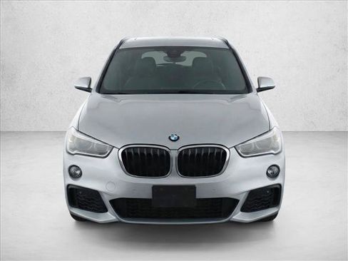 Used 2019 BMW X1 xDrive28i image 2