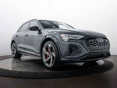 Certified 2024 Audi SQ8 e-tron Premium Plus w/ Black Optic Package AWD/4WD image 1