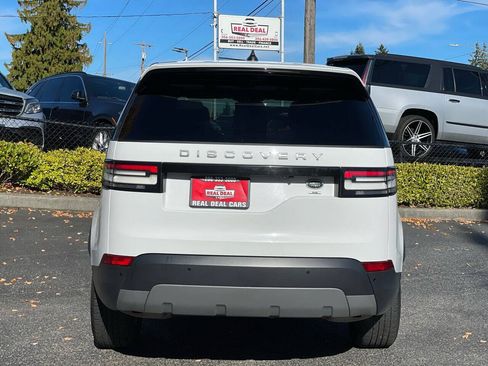 Used 2020 Land Rover Discovery SE AWD/4WD image 5