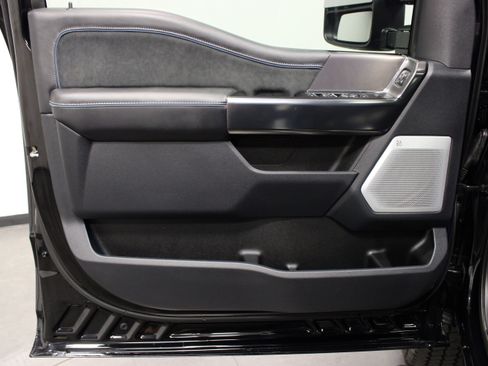 Used 2026 Ford F250 Platinum AWD/4WD image 13