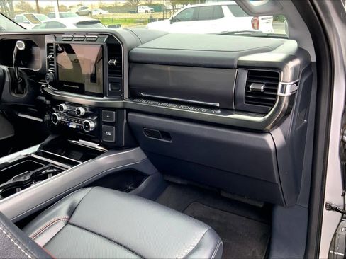 Certified 2024 Ford F250 Lariat w/ Lariat Ultimate Package image 17