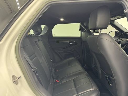 Used 2023 Land Rover Range Rover Evoque R-Dynamic S AWD/4WD image 19