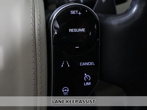 Used 2020 Land Rover Range Rover HSE image 6