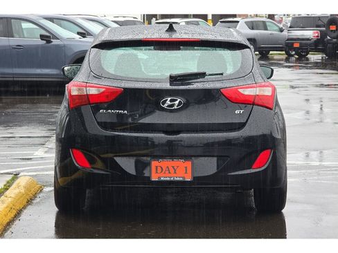 Used 2016 Hyundai Elantra GT w/ Option Group 02 image 6