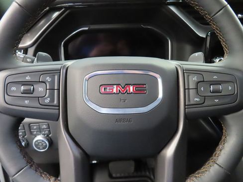 Used 2025 GMC Sierra 1500 AT4 w/ AT4 Premium Package AWD/4WD image 66