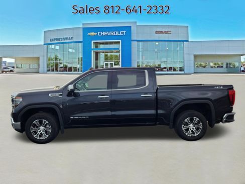 Used 2026 GMC Sierra 1500 SLT AWD/4WD image 4