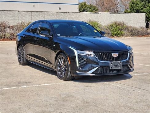 Used 2021 Cadillac CT4 Sport image 3