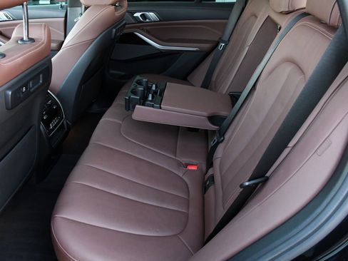 Used 2021 BMW X5 xDrive40i w/ Premium Package image 10