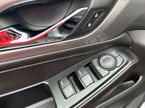 Certified 2023 Chevrolet Traverse LT image 23