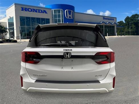 New 2026 Honda Odyssey Elite image 4