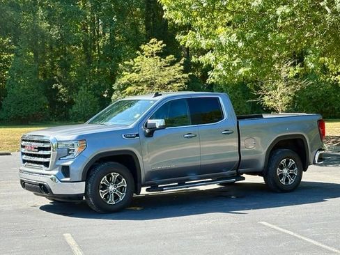 Used 2020 GMC Sierra 1500 SLE w/ SLE Value Package RWD image 2