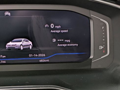 Used 2024 Volkswagen Jetta SEL image 30