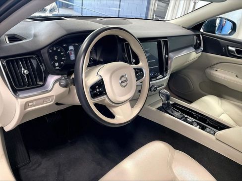 Used 2020 Volvo V60 T5 Cross Country w/ Protection Package AWD/4WD image 8