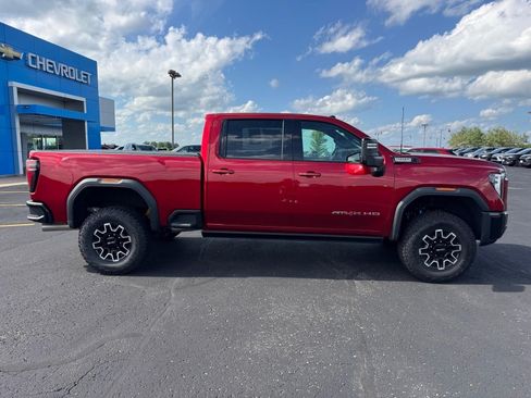 Used 2026 GMC Sierra 2500 AT4X AWD/4WD image 2