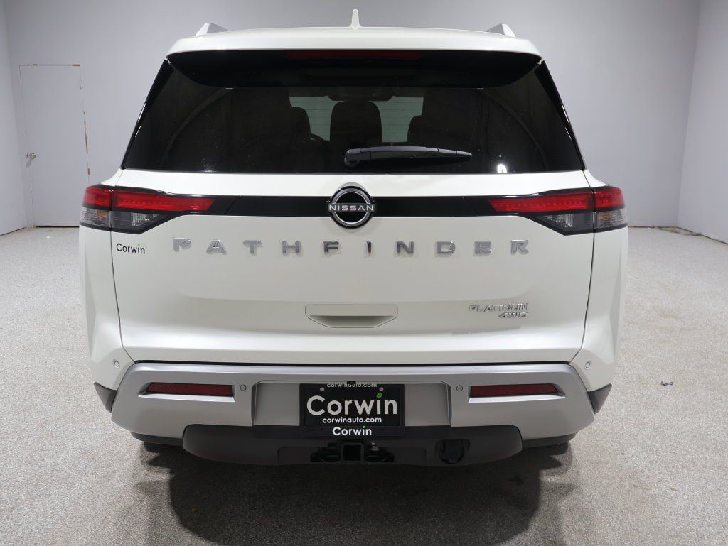 Used 2022 Nissan Pathfinder Platinum w/ Cargo Package AWD/4WD image 3