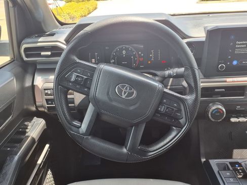 Used 2025 Toyota Tacoma SR5 RWD image 21