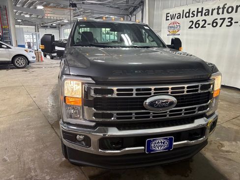 New 2026 Ford F350 XLT w/ 360-Degree Camera Package AWD/4WD image 3