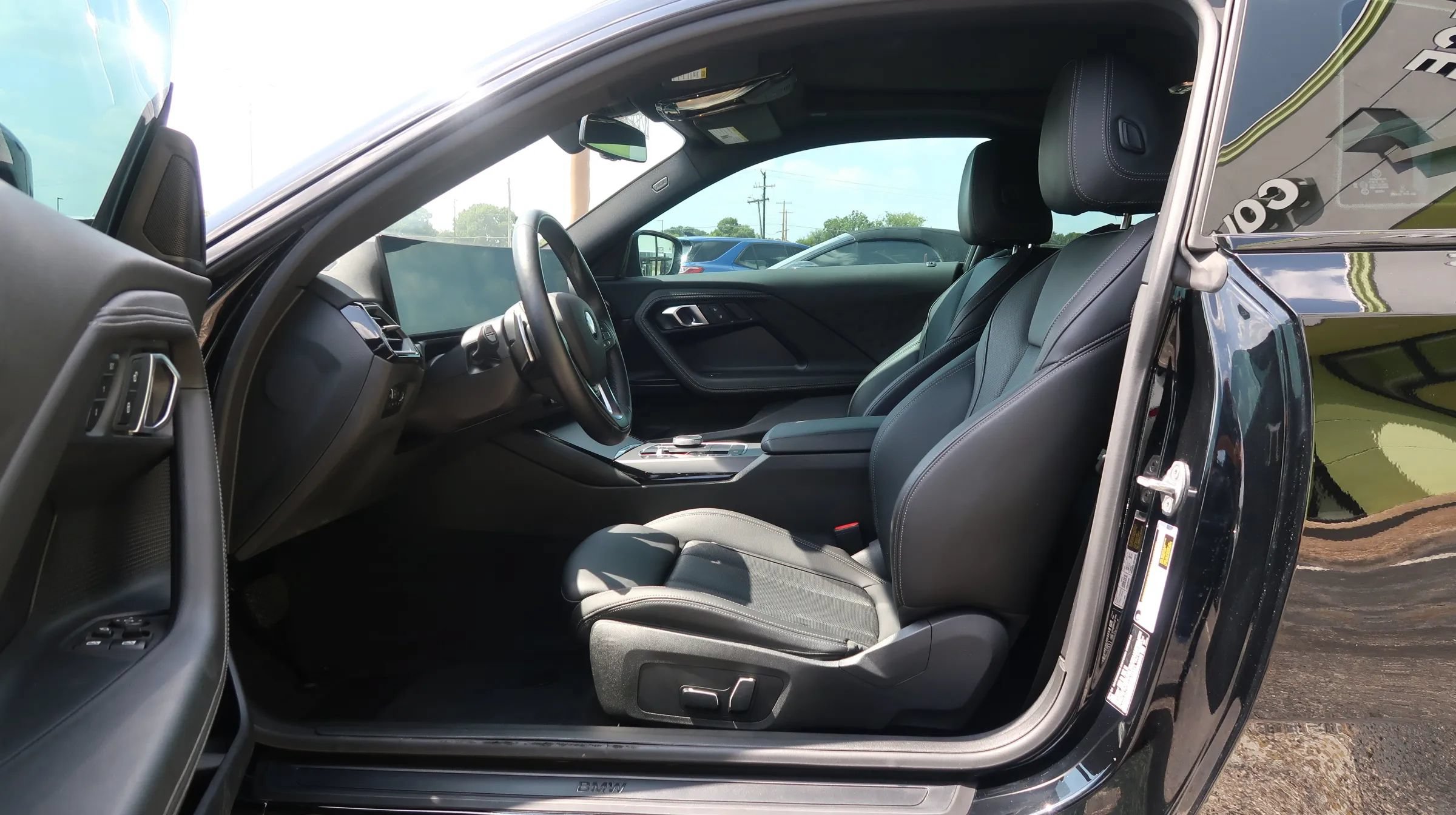 Used 2024 BMW 230i Coupe w/ Convenience Package RWD image 16