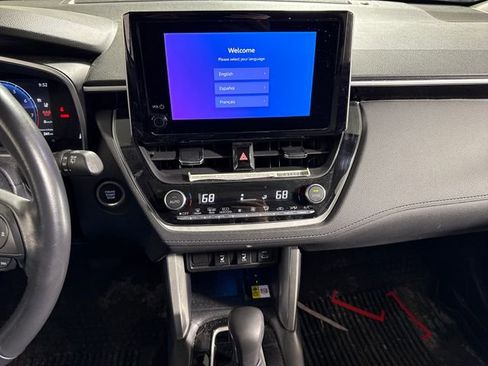 Used 2023 Toyota Corolla Cross XLE w/ Convenience Package image 28