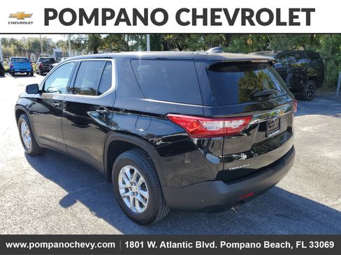 Used 2019 Chevrolet Traverse LS image 5