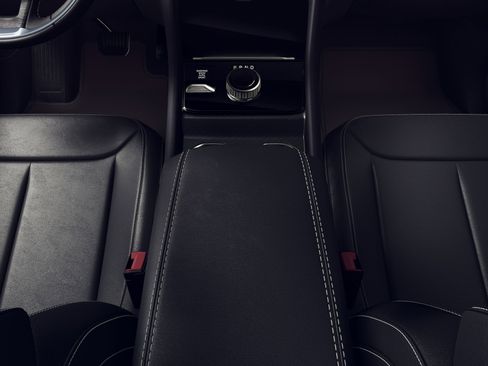 New 2026 Jeep Grand Cherokee Limited AWD/4WD image 3