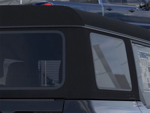 New 2025 Ford Bronco 4-Door image 28